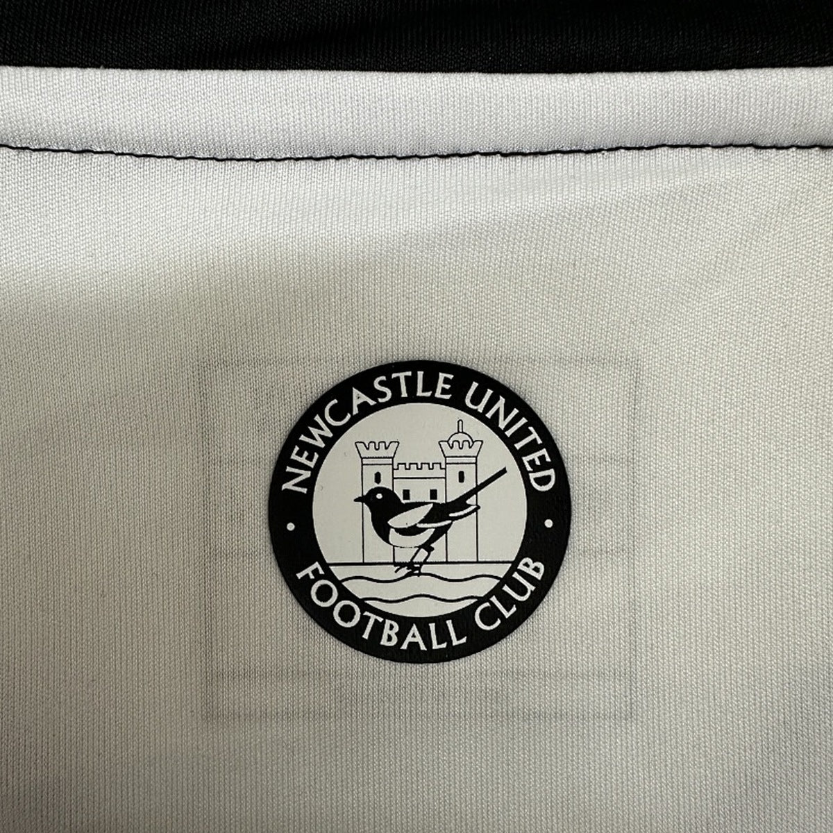 Jersey Newcastle United 2024-25 Local blanco, foto 7 de 7