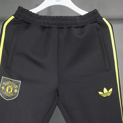 Conjunto Manchester United adidas 2026 Negro, foto 7 de 12