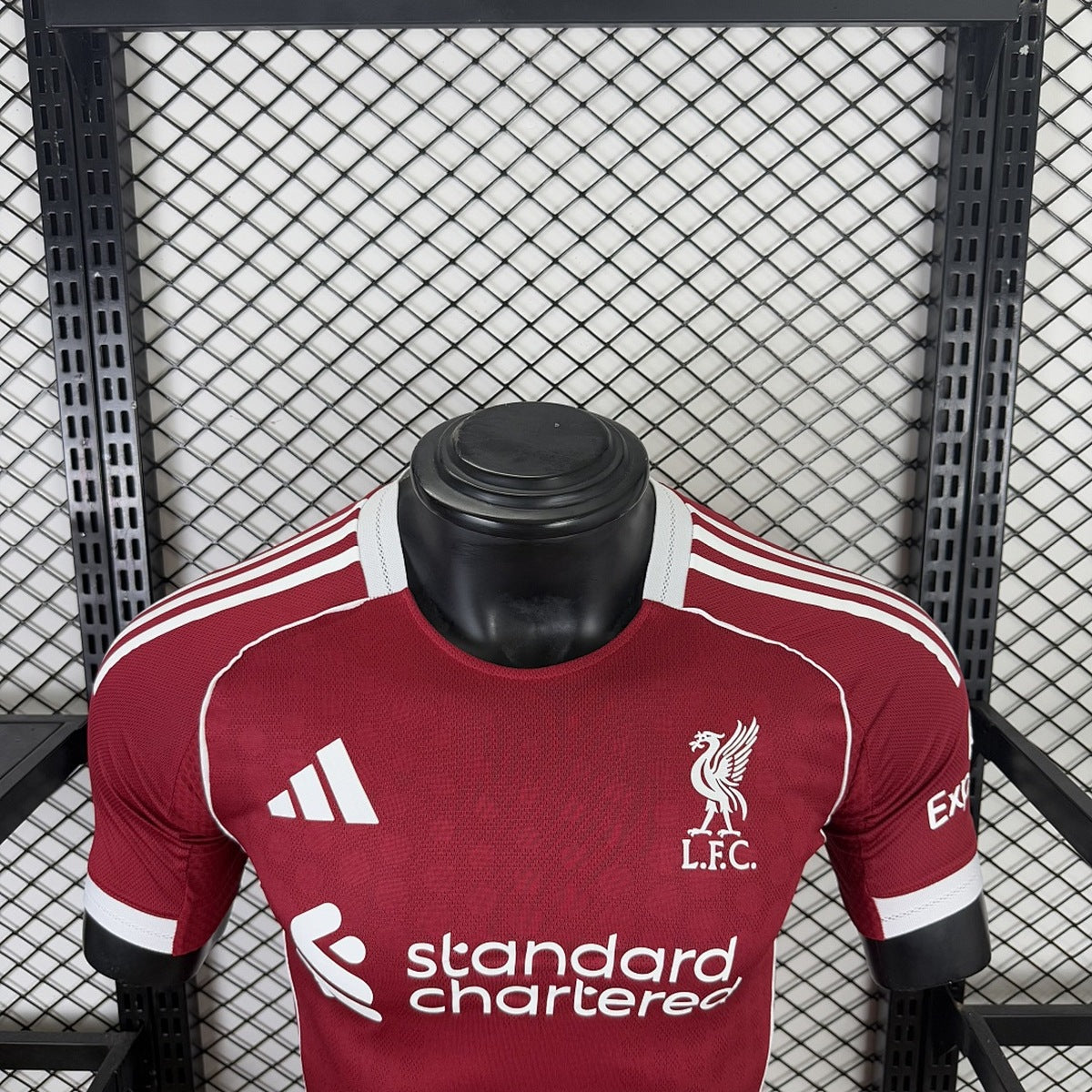 Jersey Liverpool 2025-26 Local rojo, foto 8 de 9