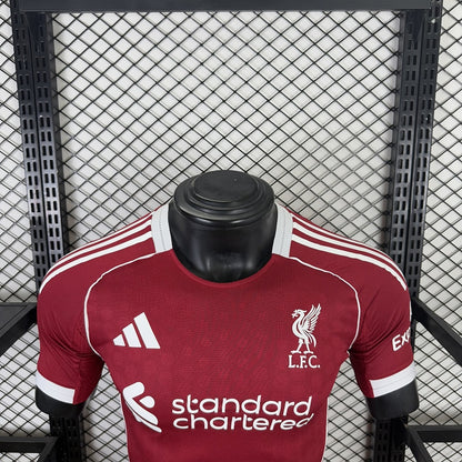 Jersey Liverpool 2025-26 Local rojo, foto 8 de 9