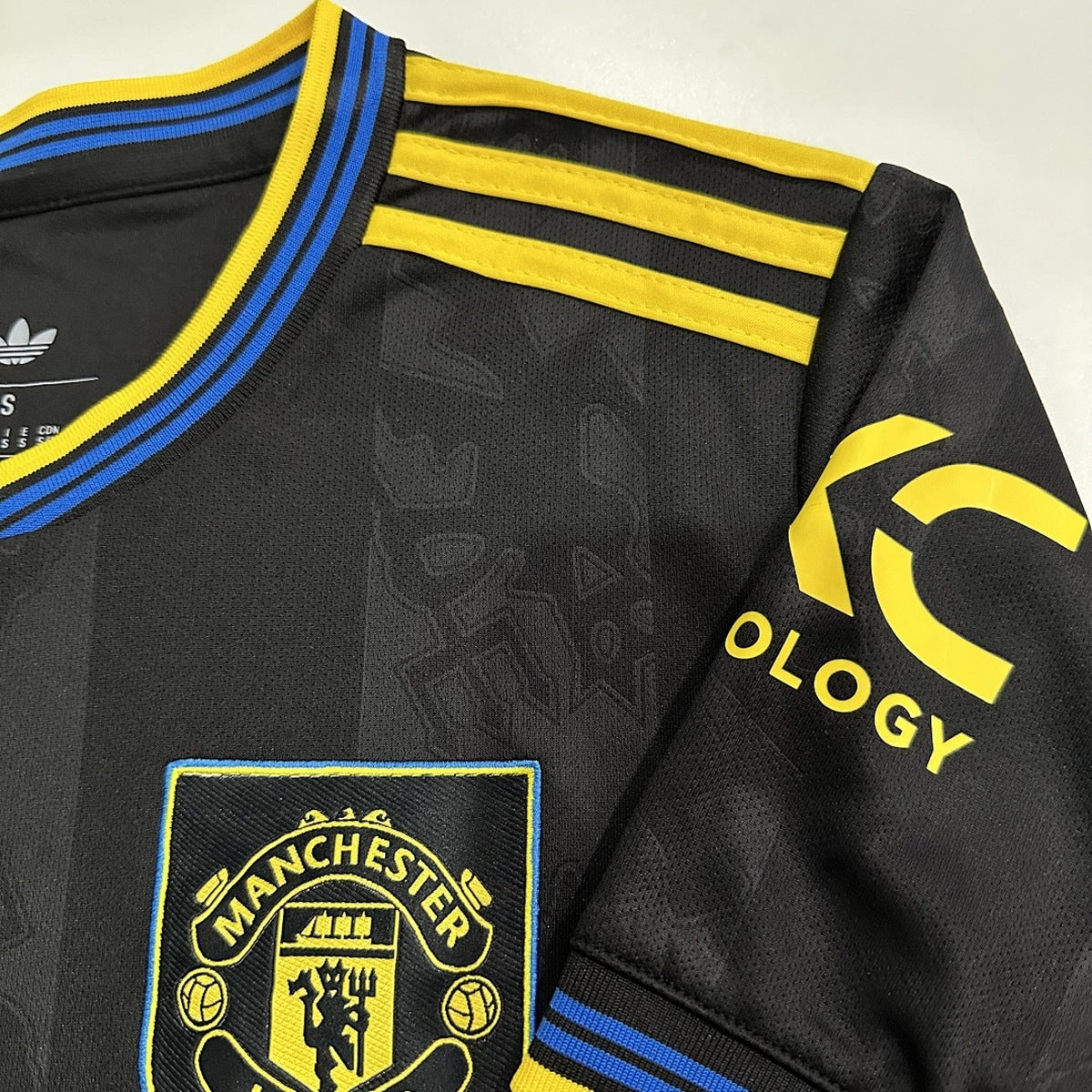 Jersey Manchester United 2025-26 Tercero negro, foto 7 de 7