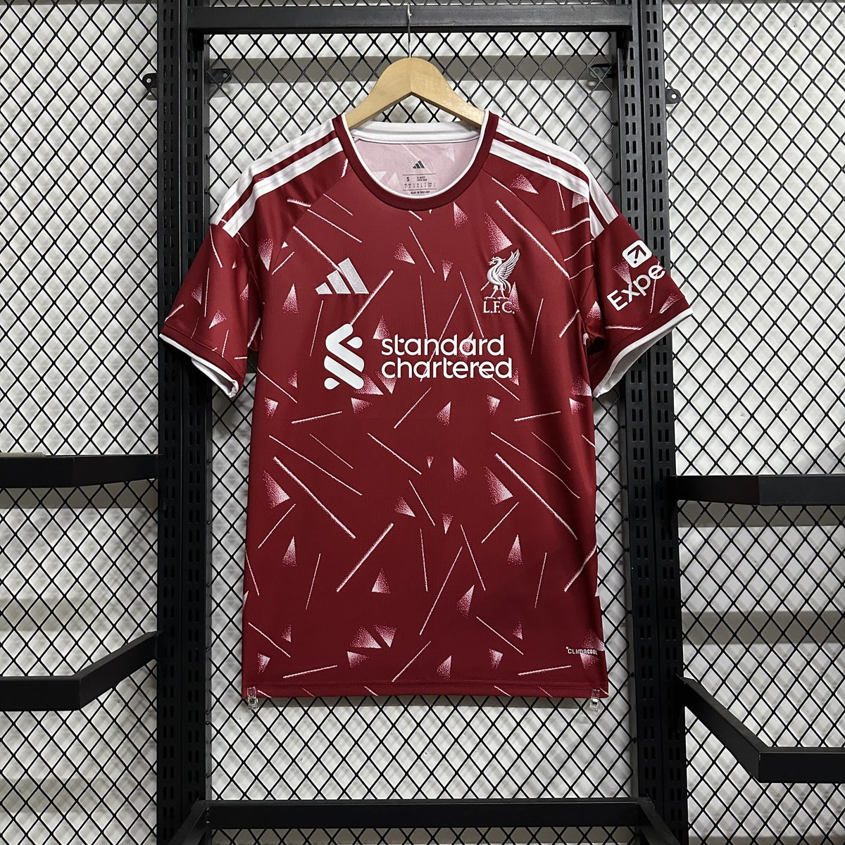 Jersey Liverpool 2026-27 Local rojo, foto 8 de 16