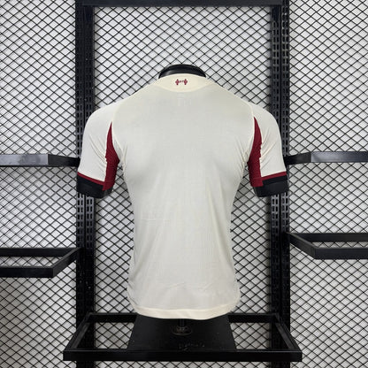 Jersey Liverpool 2025-26 Visitante beige, foto 9 de 9