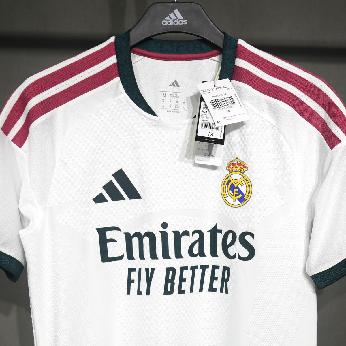 Jersey Real Madrid 2026-27 Local blanco, foto 9 de 9
