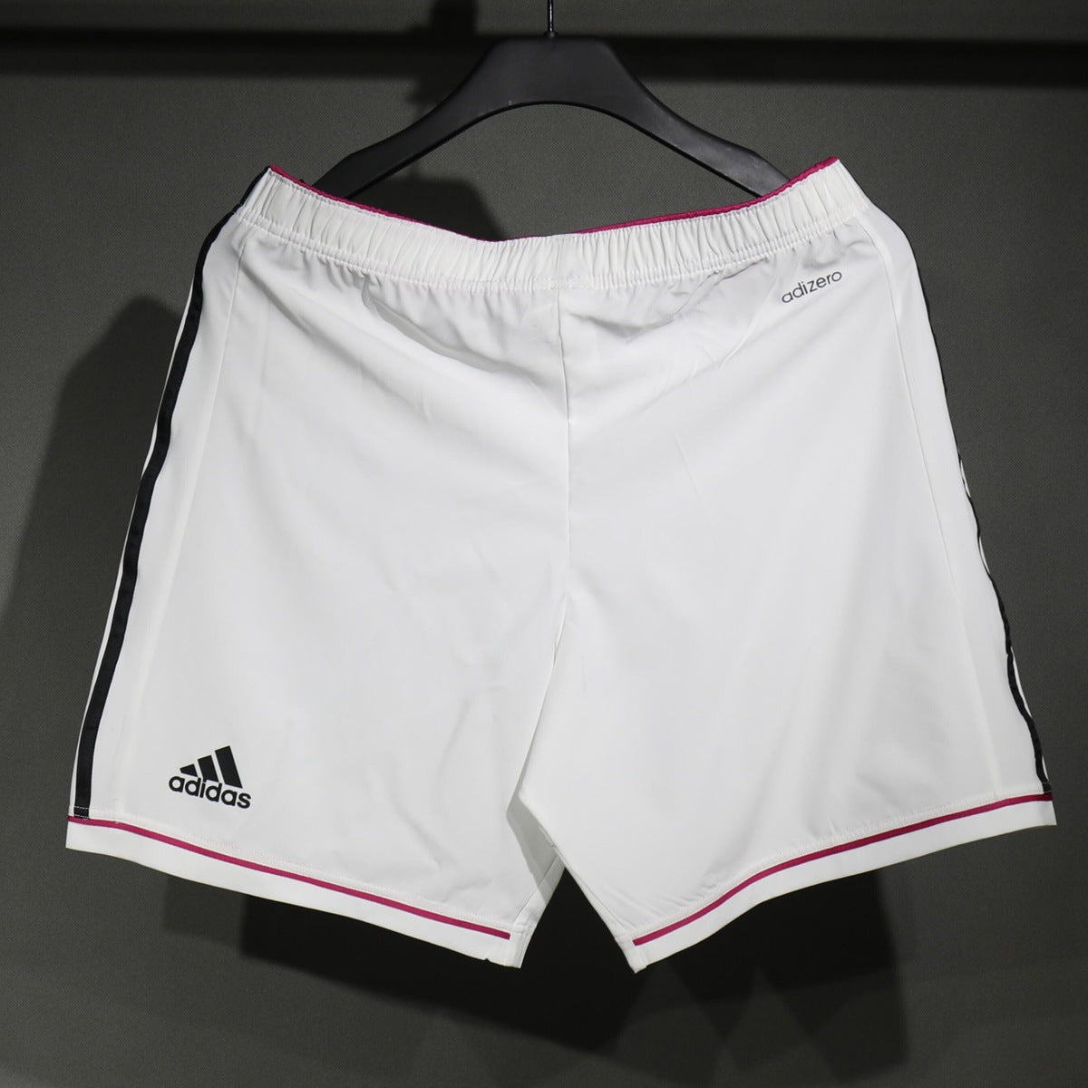 Short Real Madrid adidas 2014/15 Local blanco, foto 2 de 6
