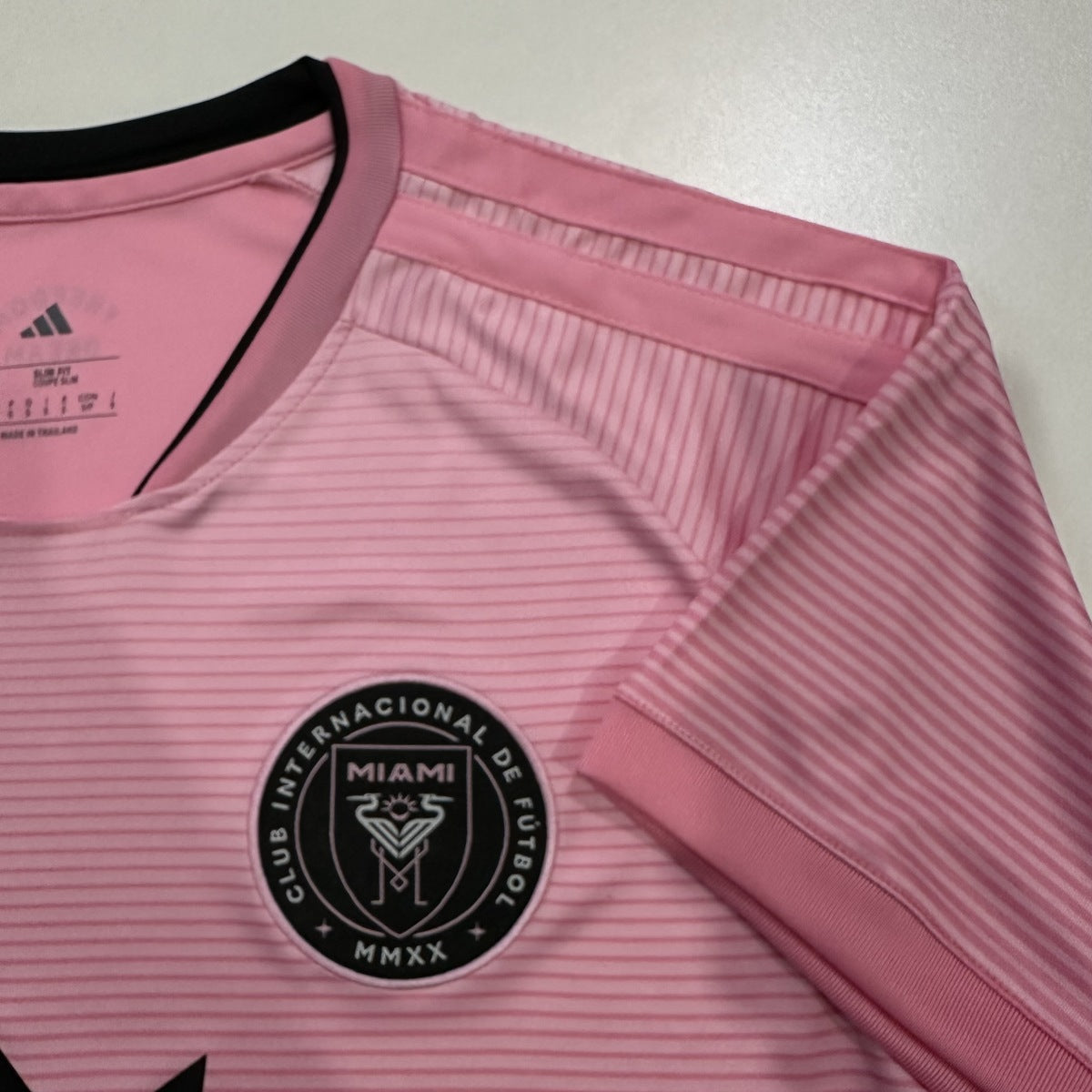 Jersey Inter Miami 2026-27 Local rosa, foto 8 de 8