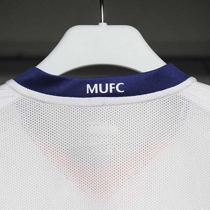 Jersey Manchester United 2008-09 Visitante blanco, foto 3 de 9