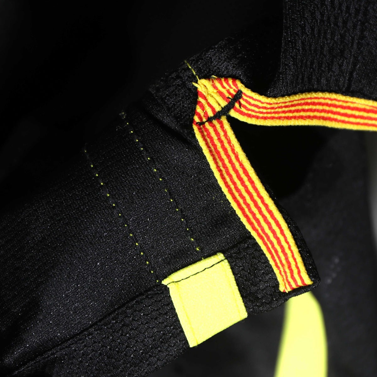 Jersey FC Barcelona 2013-14 Tercero negro, foto 4 de 9