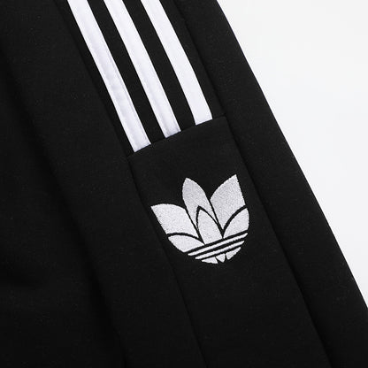 Sudadera adidas Trébol 3D en Manga, foto 8 de 13