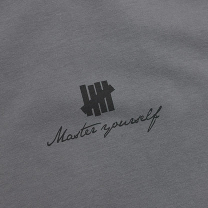 Playera UNDEFEATED Gris, foto 5 de 7