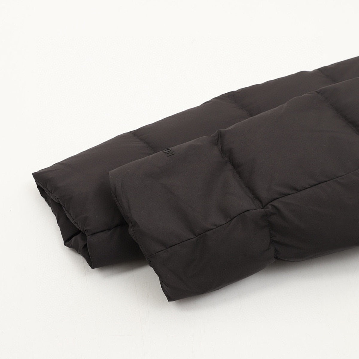 Chamarra lululemon Wunder Puff Negra negro, foto 3 de 9