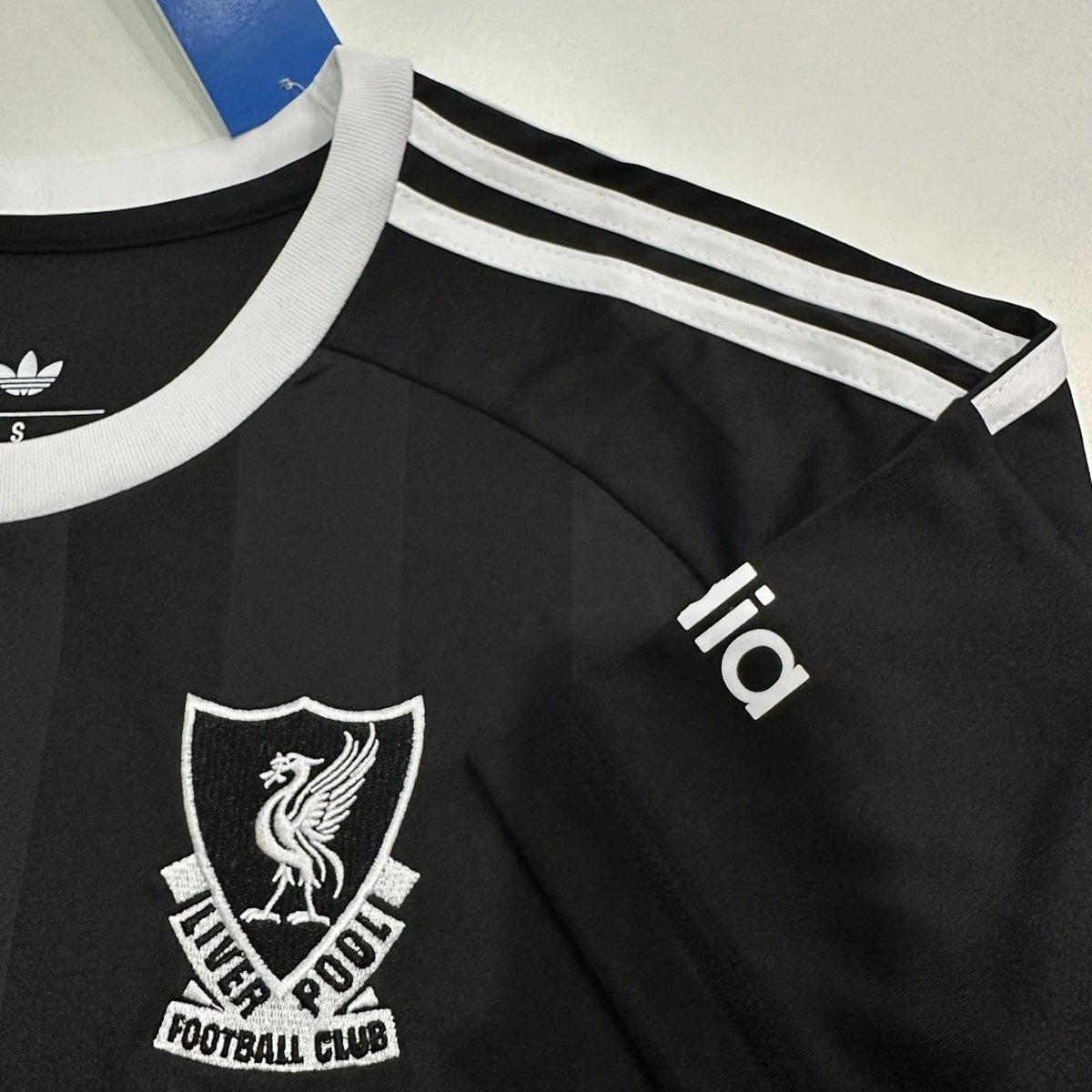 Jersey Liverpool 2025-26 Portero negro, foto 9 de 9