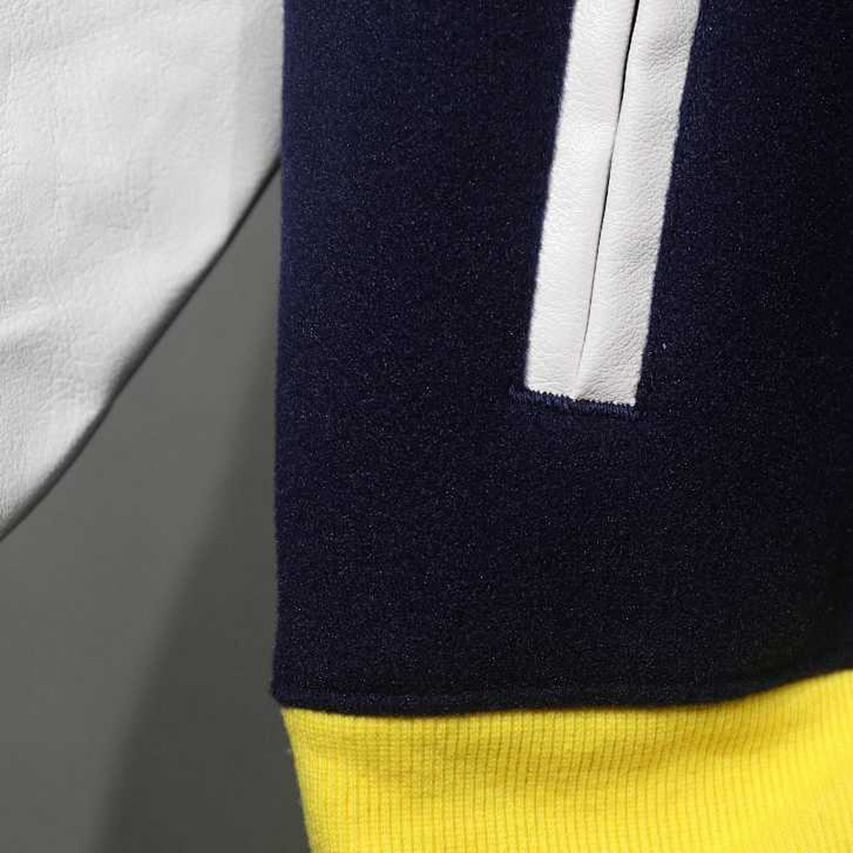 Chamarra Real Madrid adidas VRCT Azul marino, foto 7 de 11