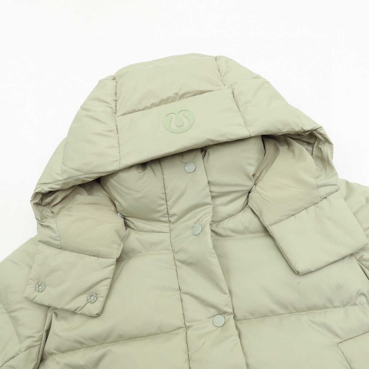 Chamarra de Plumas lululemon Wunder Puff 4 Paneles Verde Salvia beige, foto 7 de 8