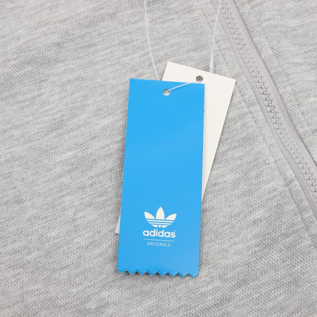 Chamarra adidas Retro Gris, foto 6 de 9