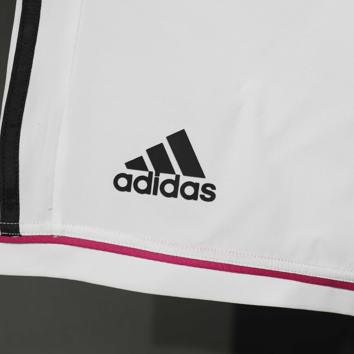 Short Real Madrid adidas 2014/15 Local blanco, foto 3 de 6