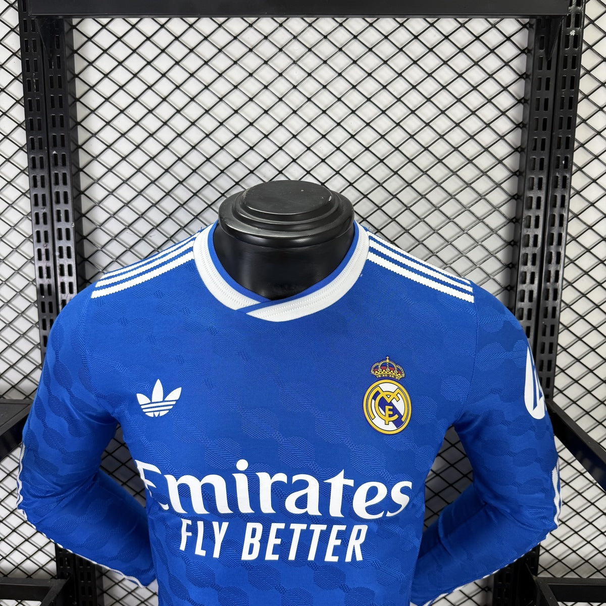 Jersey Real Madrid 2025-26 Tercero azul, foto 10 de 11