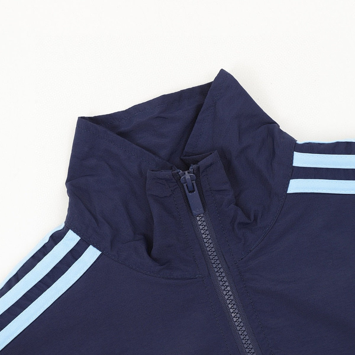 Adidas Chaqueta adicolor 2026