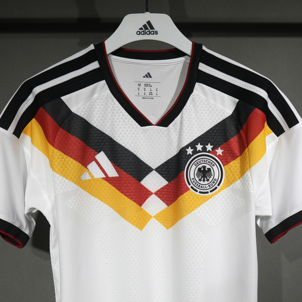 Alemania (Selección 2026) – Jersey Local Authentic / Dorsal Incluido