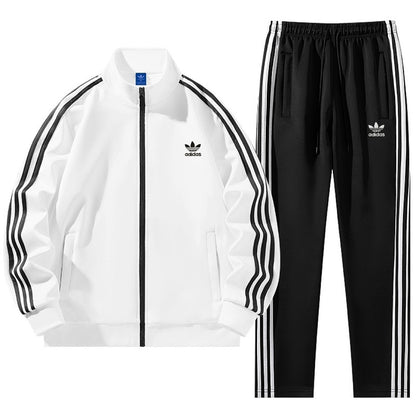 Conjunto adidas Tres Franjas Cuello Alto, foto 11 de 11