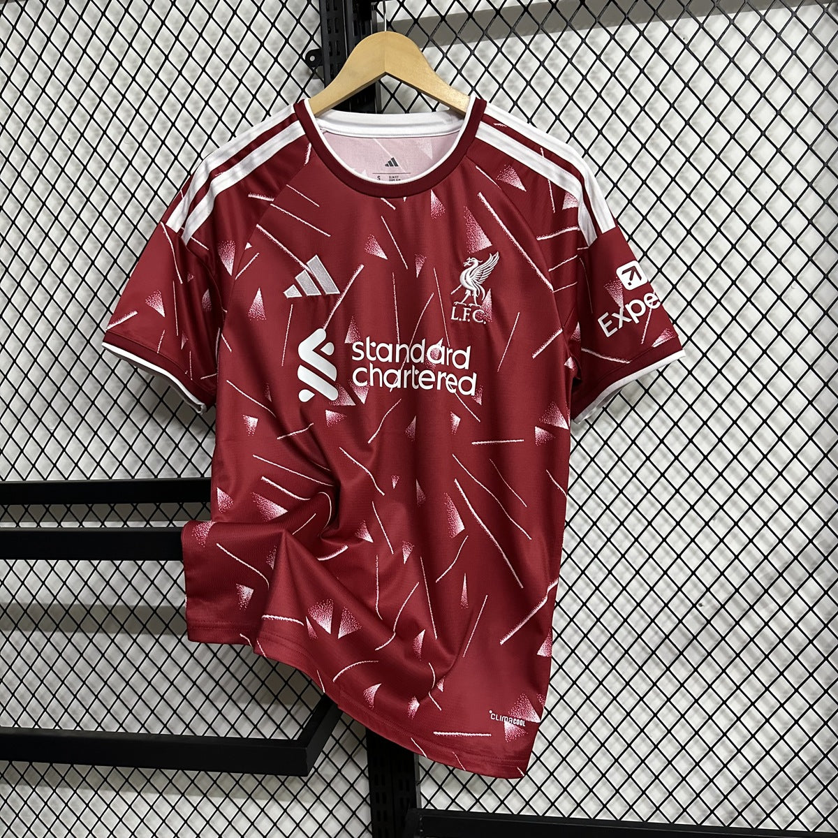 Jersey Liverpool 2026-27 Local rojo, foto 10 de 16