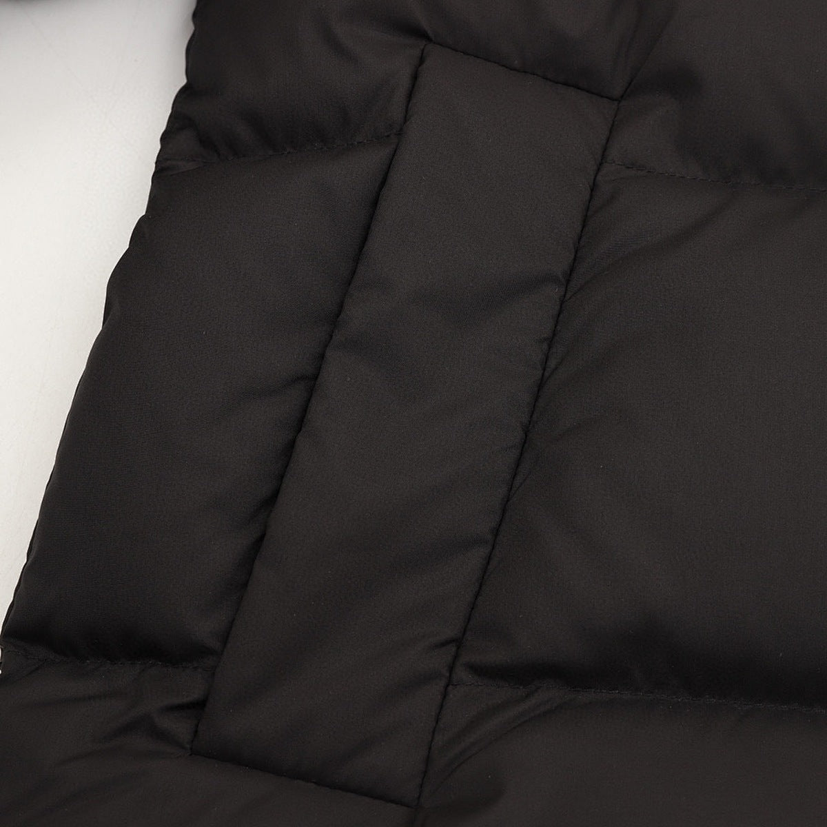 Chamarra de Plumas lululemon Wunder Puff 5 Paneles Negra negro, foto 7 de 9