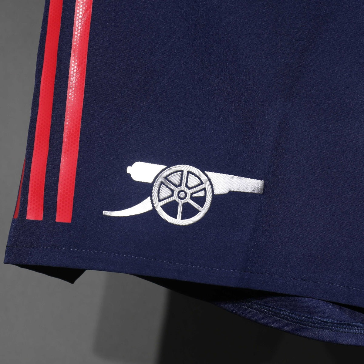 Short Arsenal adidas 2025 Visitante azul marino, foto 5 de 5