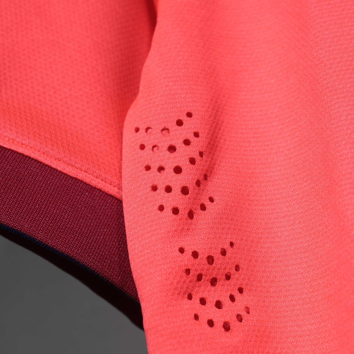 Jersey FC Barcelona 2014-15 Visitante rosa, foto 5 de 8