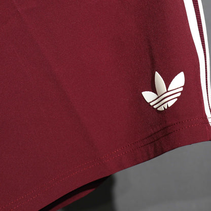 Short Arsenal adidas 2025 Tercero rojo, foto 4 de 5
