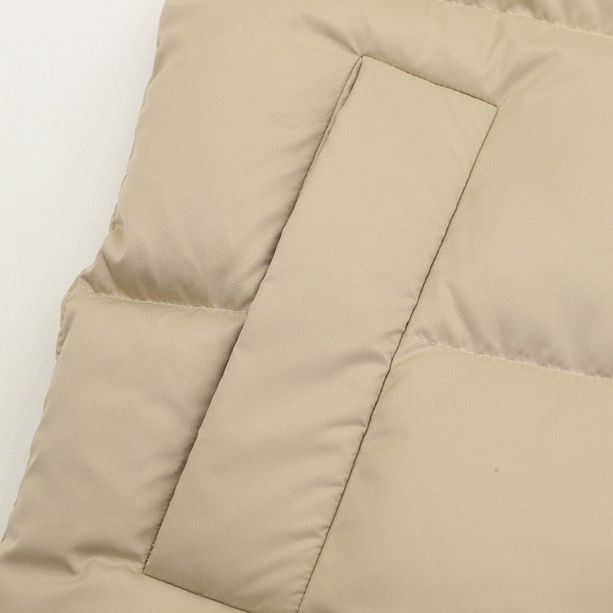 Chaleco de Plumas lululemon Wunder Puff Beige, foto 6 de 9