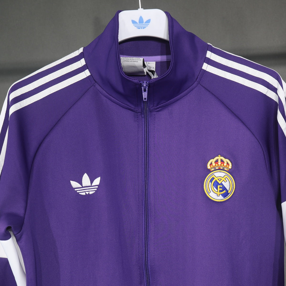 Conjunto Real Madrid adidas Retro 2026 Morado, foto 9 de 10