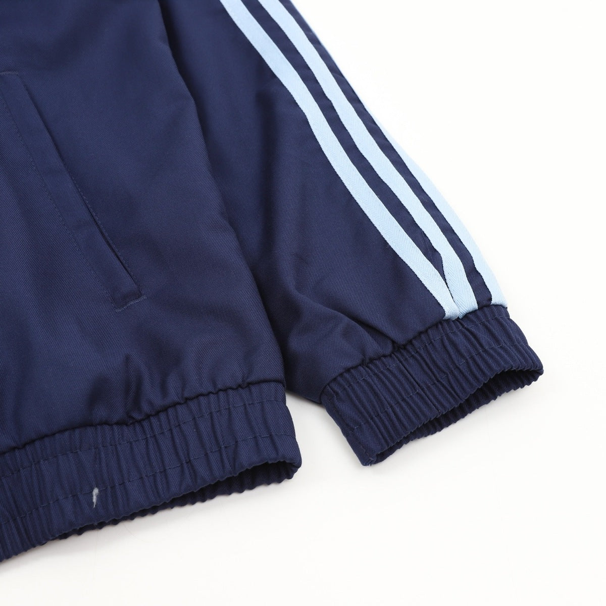Chamarra adidas adicolor Azul marino, foto 6 de 9
