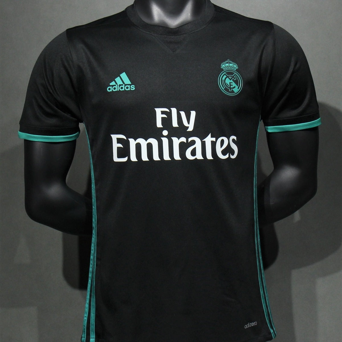 Jersey Real Madrid 2017-18 Visitante negro, foto 7 de 7