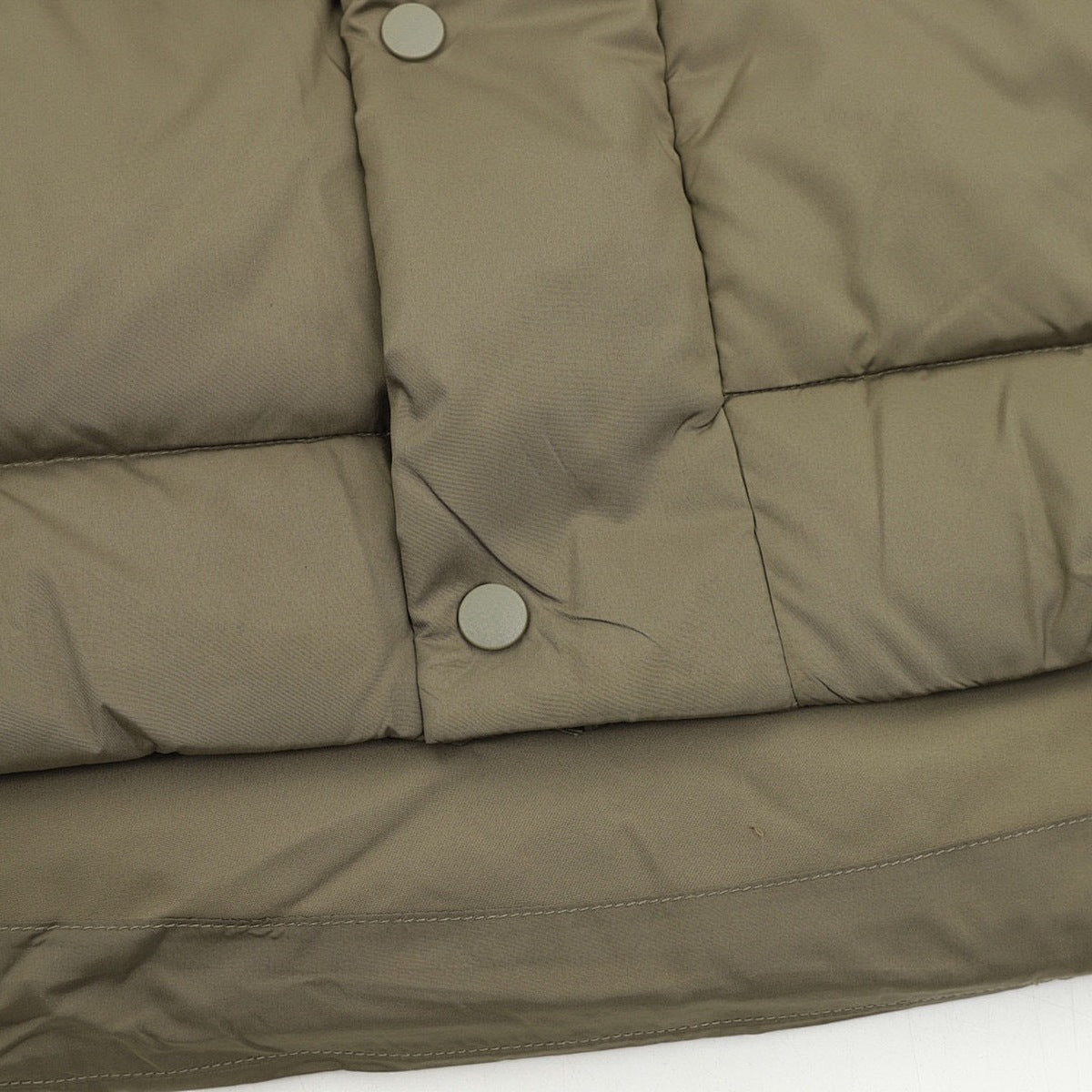 Chamarra lululemon Wunder Puff Verde, foto 6 de 9