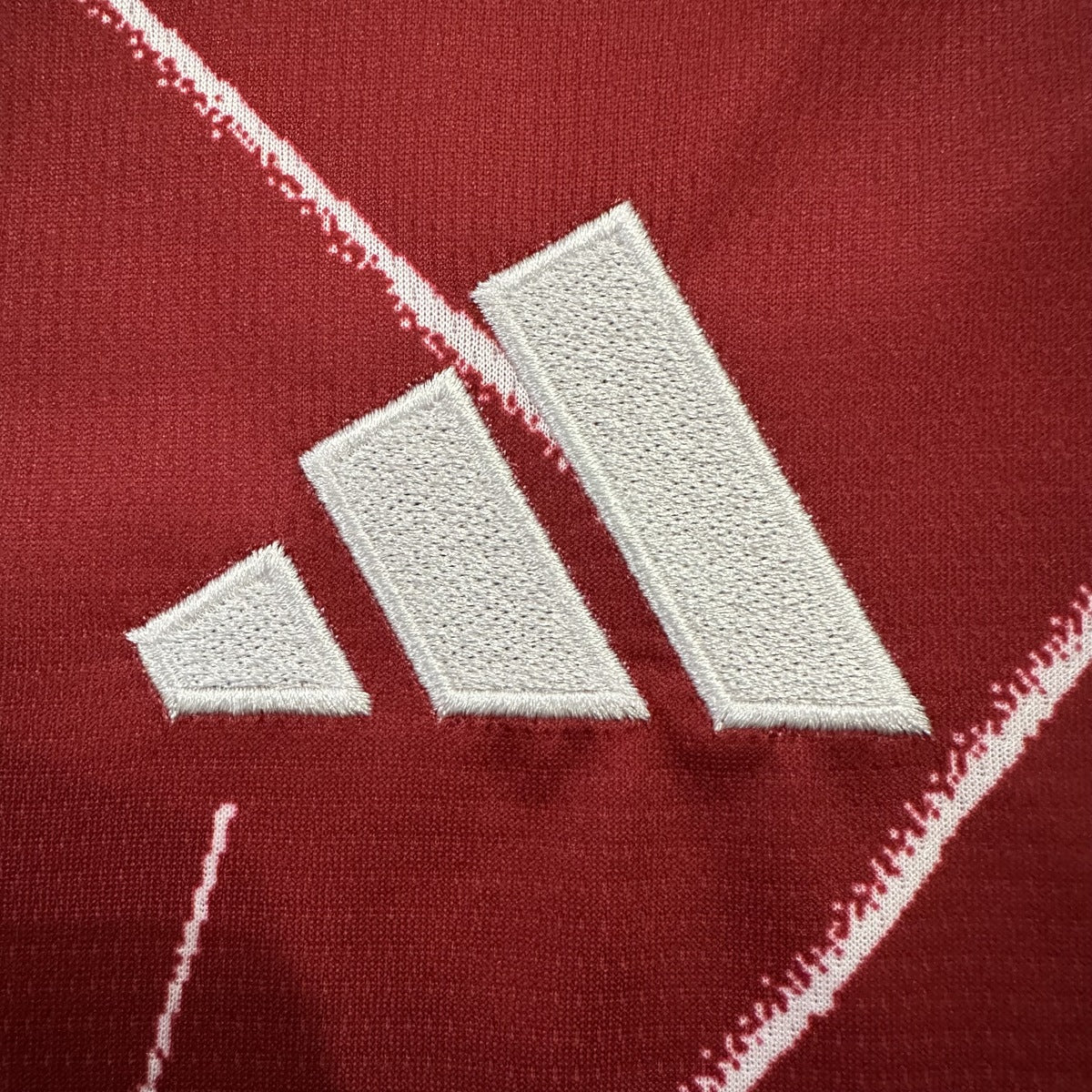 Jersey Liverpool 2026-27 Local rojo, foto 13 de 16