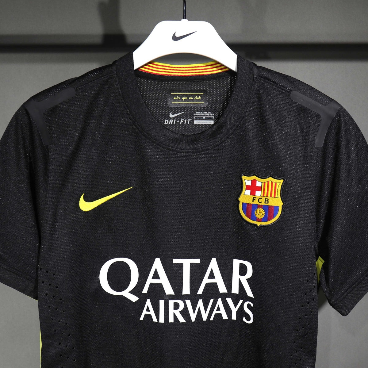 Jersey FC Barcelona 2013-14 Tercero negro, foto 9 de 9
