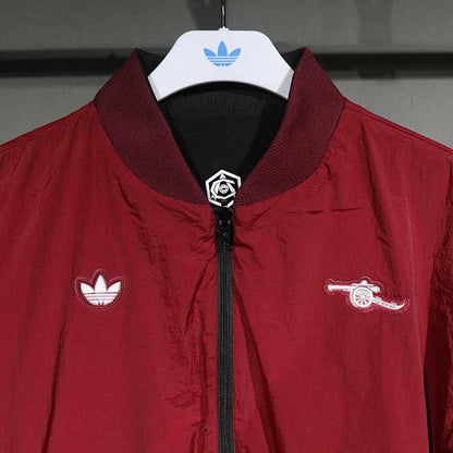 Chamarra Arsenal adidas 25/26 Terrace Icons Reversible Roja rojo, foto 6 de 6