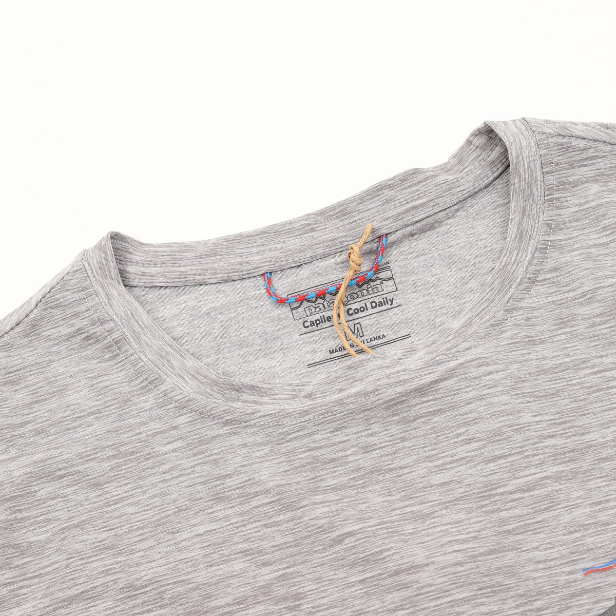 Playera Manga Larga Patagonia Capilene Cool Daily Montañas Gris, foto 7 de 9