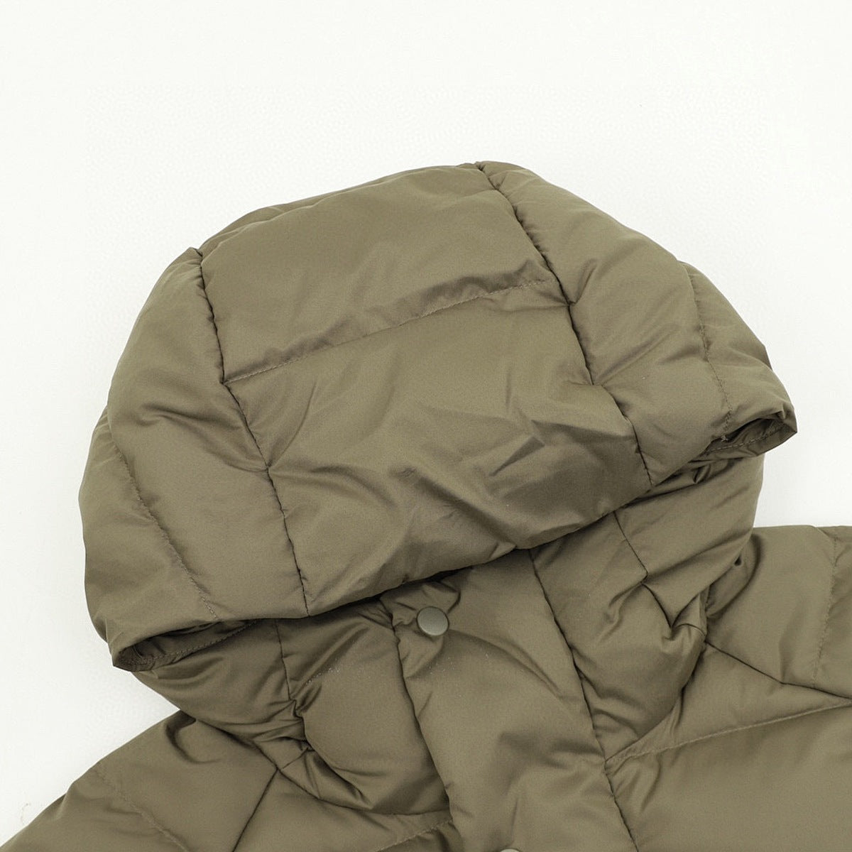 Chamarra lululemon Wunder Puff Verde, foto 8 de 9
