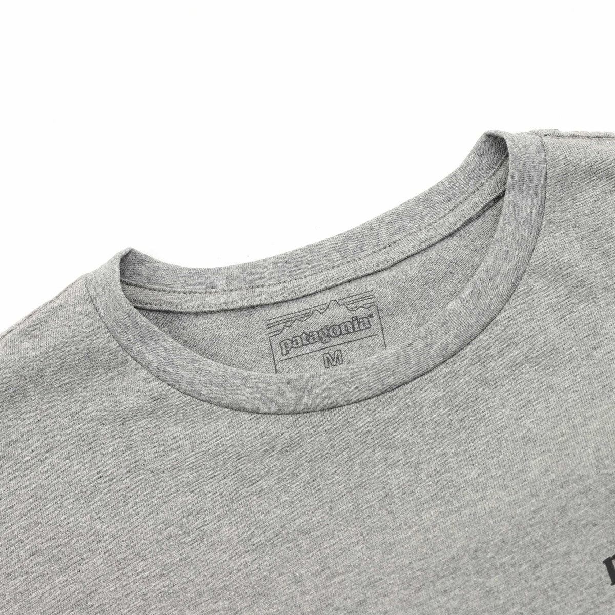 Playera Manga Larga Patagonia P 6 Logo Gris, foto 7 de 9