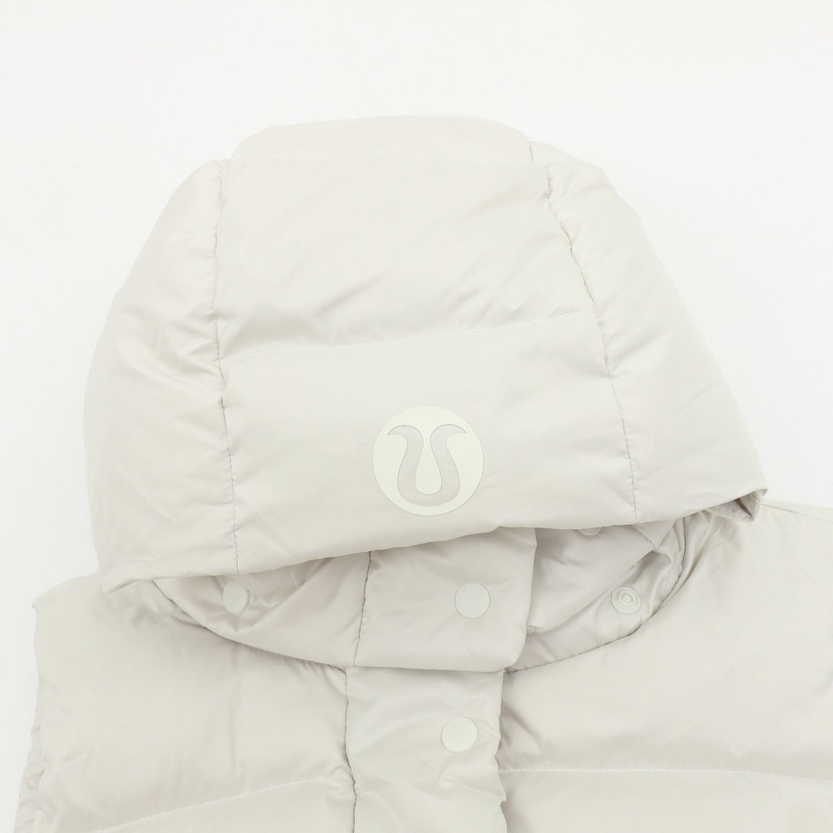 Chaleco lululemon Wunder Puff Blanco, foto 8 de 9