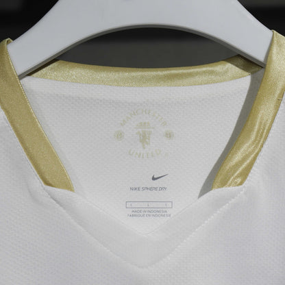 Jersey Manchester United 2006-07 Visitante blanco, foto 10 de 13