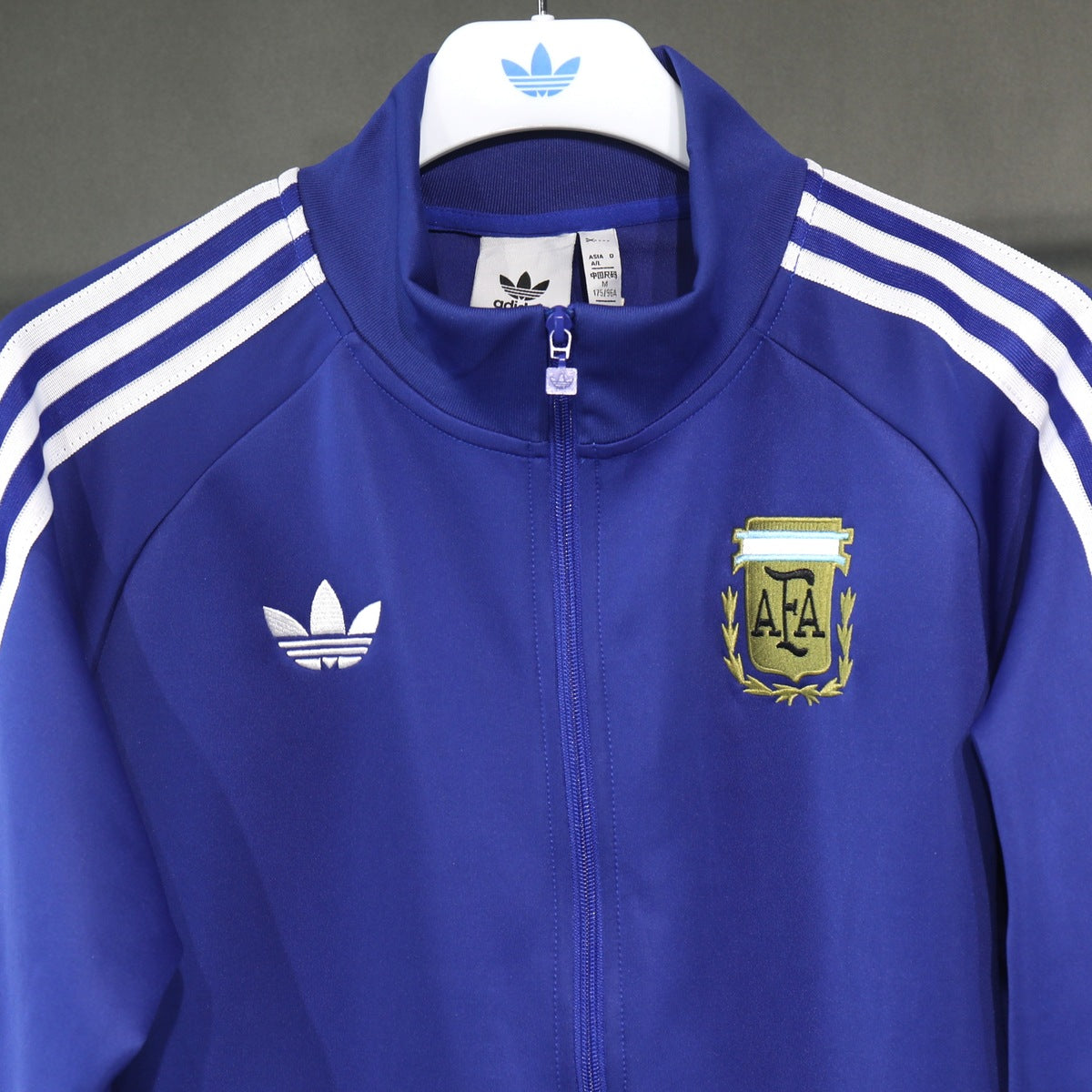 Chamarra Argentina adidas TRACK TOP Retro 2026 Azul, foto 8 de 8
