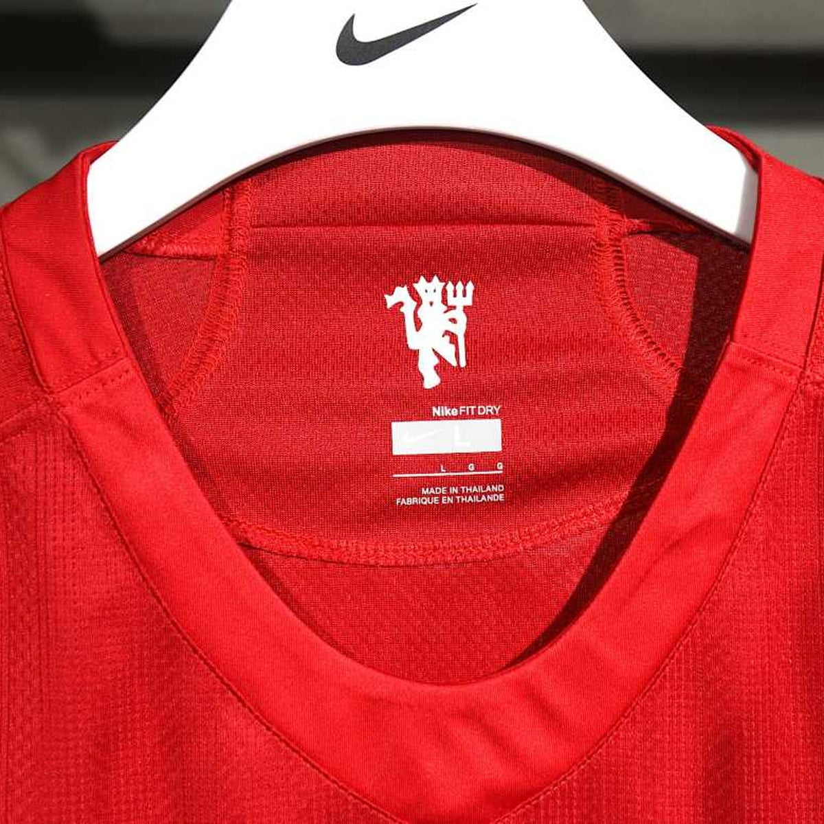 Jersey Manchester United 2007-08 Local rojo, foto 5 de 7