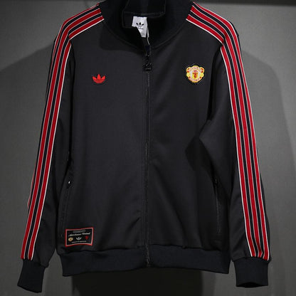 Conjunto Manchester United adidas Clásico Retro Negro, foto 15 de 15