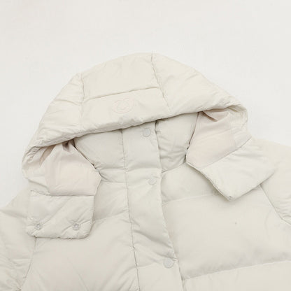 Chamarra de Plumas lululemon Wunder Puff Super Cropped Blanca blanco, foto 8 de 9