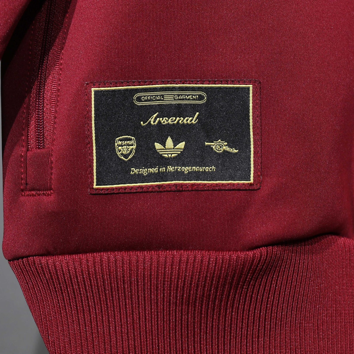 Conjunto Arsenal adidas Terrace Icons 2025 Guinda rojo, foto 9 de 13