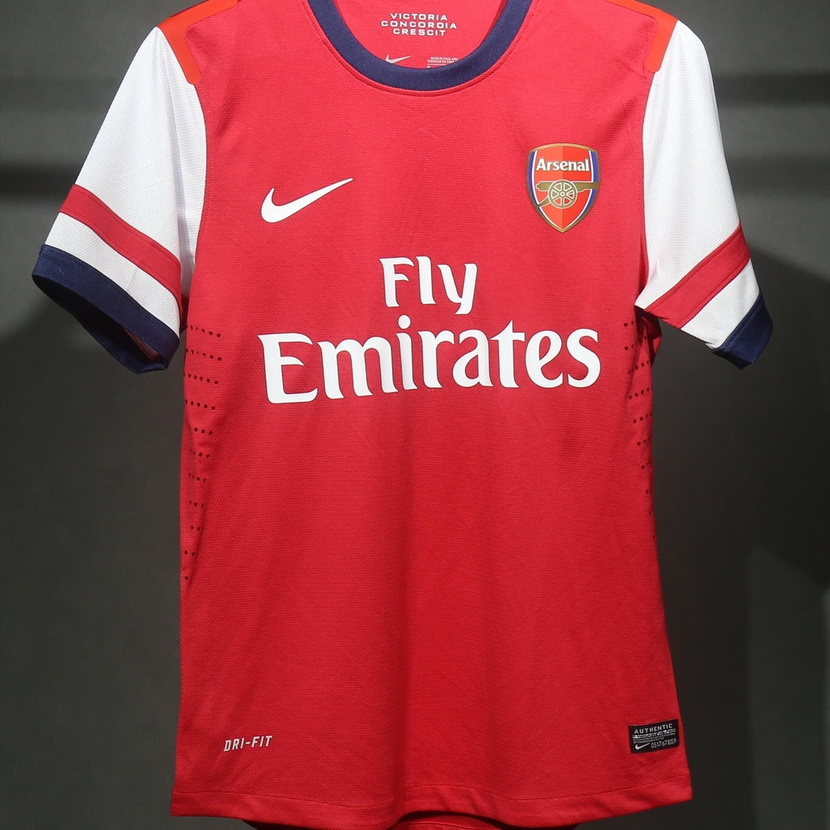 Jersey Arsenal 2012-13 Local rojo, foto 14 de 15