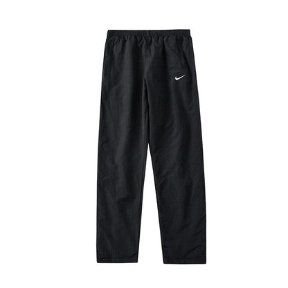 Conjunto Nike Cortavientos Swoosh, foto 22 de 27