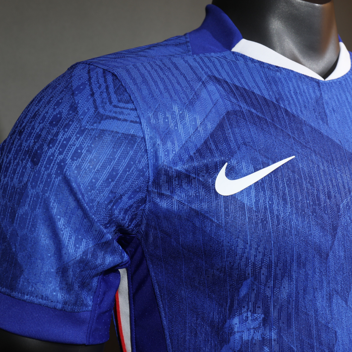 Chelsea Campéon del Mundo 2025/26 – Jersey Local Authentic  / Dorsal Incluido